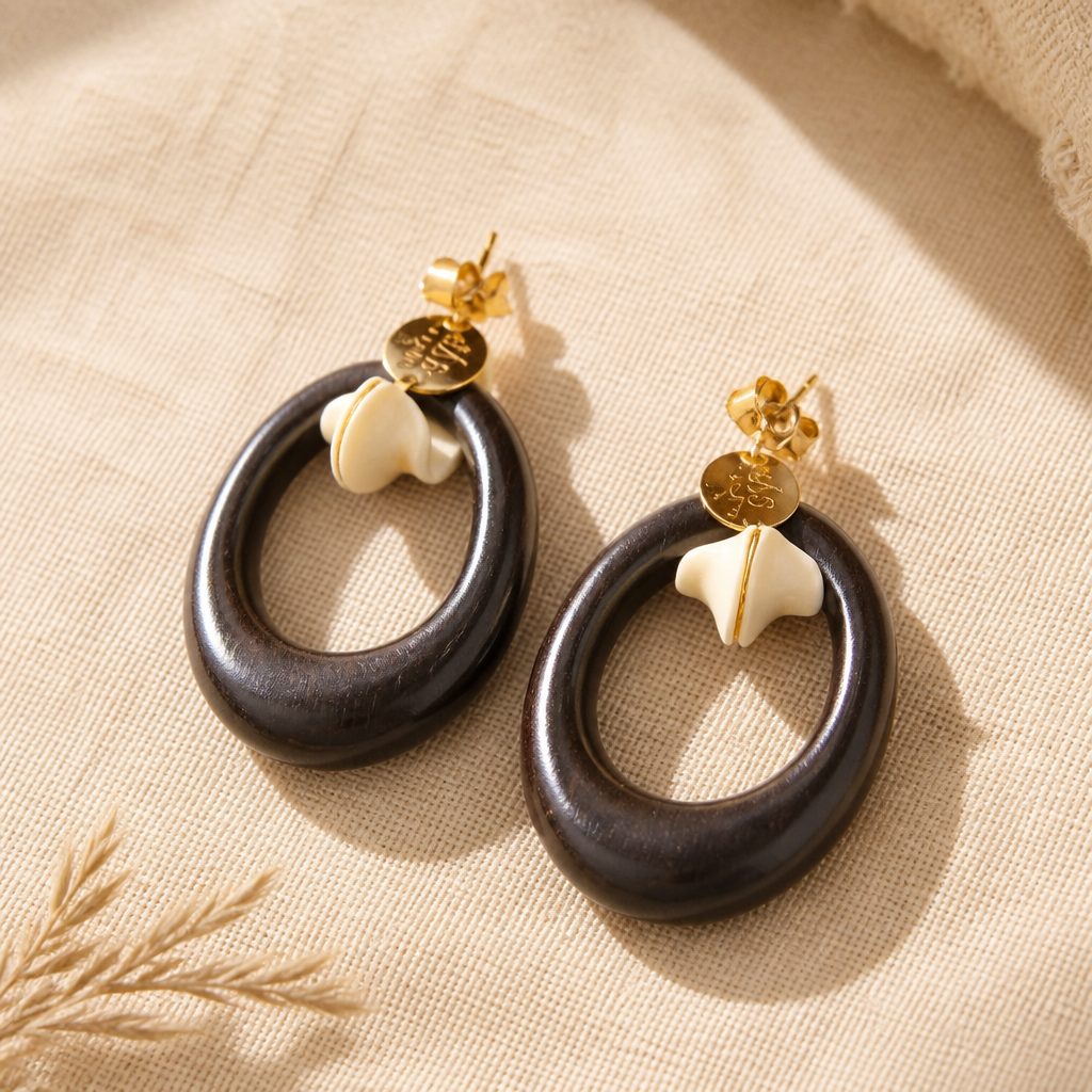 GAS BIJOUX - BOUCLES D'OREILLES BOA - MÉTAL DORÉ - BOIS NOIR ET ACÉTATE BEIGE