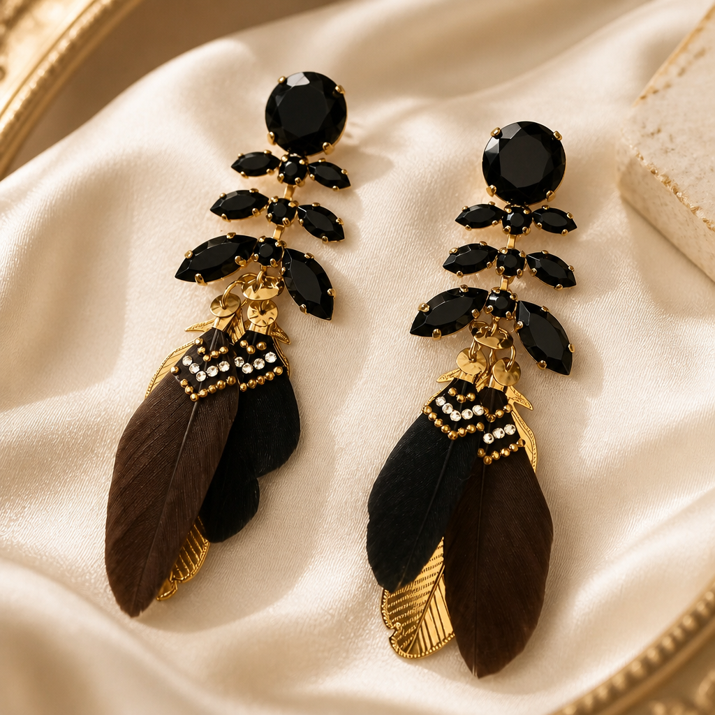 GAS BIJOUX - BOUCLES D'OREILLES CABARET METAL DORÉ - PLUMES NOIRE ET MARRON