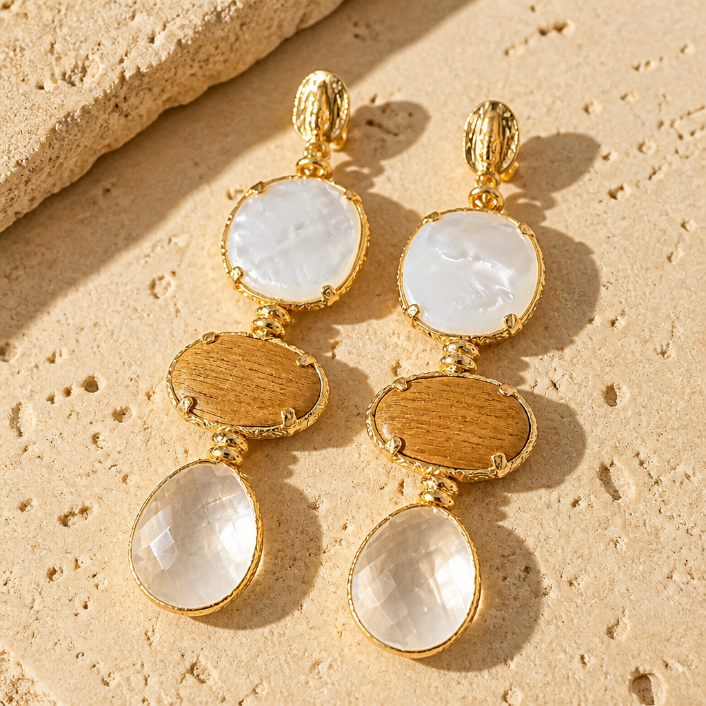GAS BIJOUX - BOUCLES D'OREILLES SILENE 3 RANGS GRAND MODELE - NACRE BLANCHE, BOIS ET QUARTZ