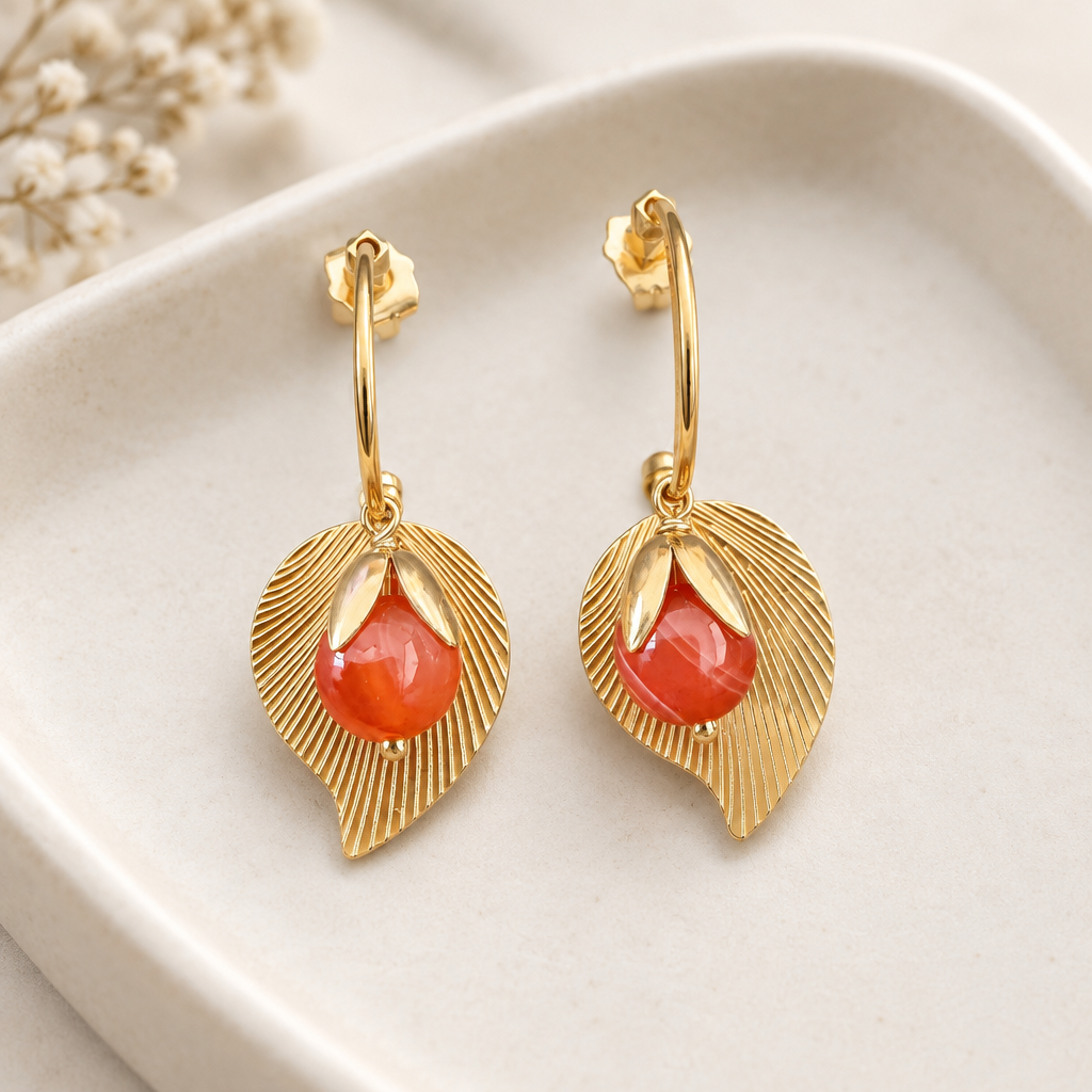 JORGINA - BOUCLES D'OREILLES CRÉOLES DORÉES - CORNALINE