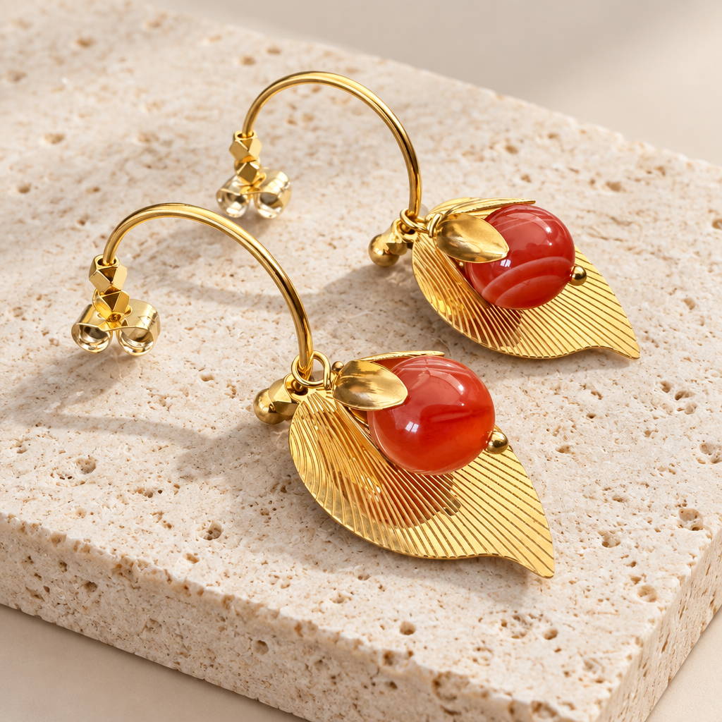 JORGINA - BOUCLES D'OREILLES CRÉOLES DORÉES - CORNALINE