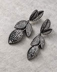 JORGINA - BOUCLES D'OREILLES FEUILLES AVEC CRISTAUX NOIRS