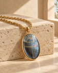 GAS BIJOUX - COLLIER SCARABÉE DORÉ - NACRE GRISE
