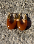 GAS BIJOUX - Boucles d'oreilles ECUME petit modèle acétate dorées - Caramel non opaque