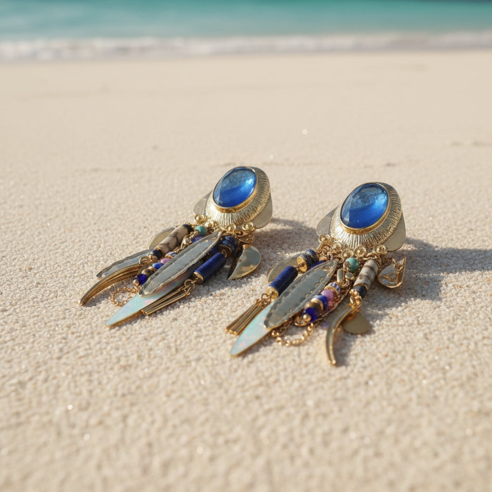 GAS BIJOUX - BOUCLES D'OREILLES BALANDRA TIGES DROITES DORÉES ET BLEUES