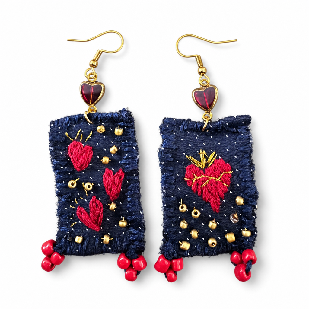COLLECTION TOPAZE- BOUCLES D'OREILLES "COEUR SACRE DENIM"