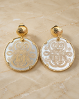 GAS BIJOUX - BOUCLES D'OREILLES TIGES DROITES SUN DIVA - NACRE BLANCHE - Métal doré