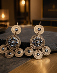 GAS BIJOUX - BOUCLES D'OREILLES DORMEUSES SEQUINS DEUC RANGS - CRISTAUX GRIS - Métal doré