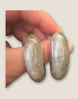 GAS BIJOUX - Boucles d'Oreilles Créoles Abalone acétate dorées - Gris