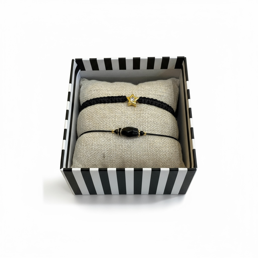 BY GARANCE -  COFFRETS DE BRACELETS CORDONS NOIRS AVEC CHARMS - 8 BOX AU CHOIX