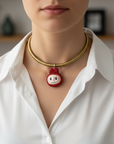 TITTIBI - COLLIER DORE AVEC PENDENTIF LABUBU ROUGE ATYPIQUE