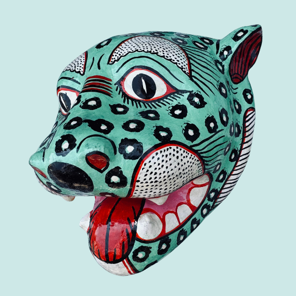 Masque léopard vert artisanal en papier mâché, Odisha Inde